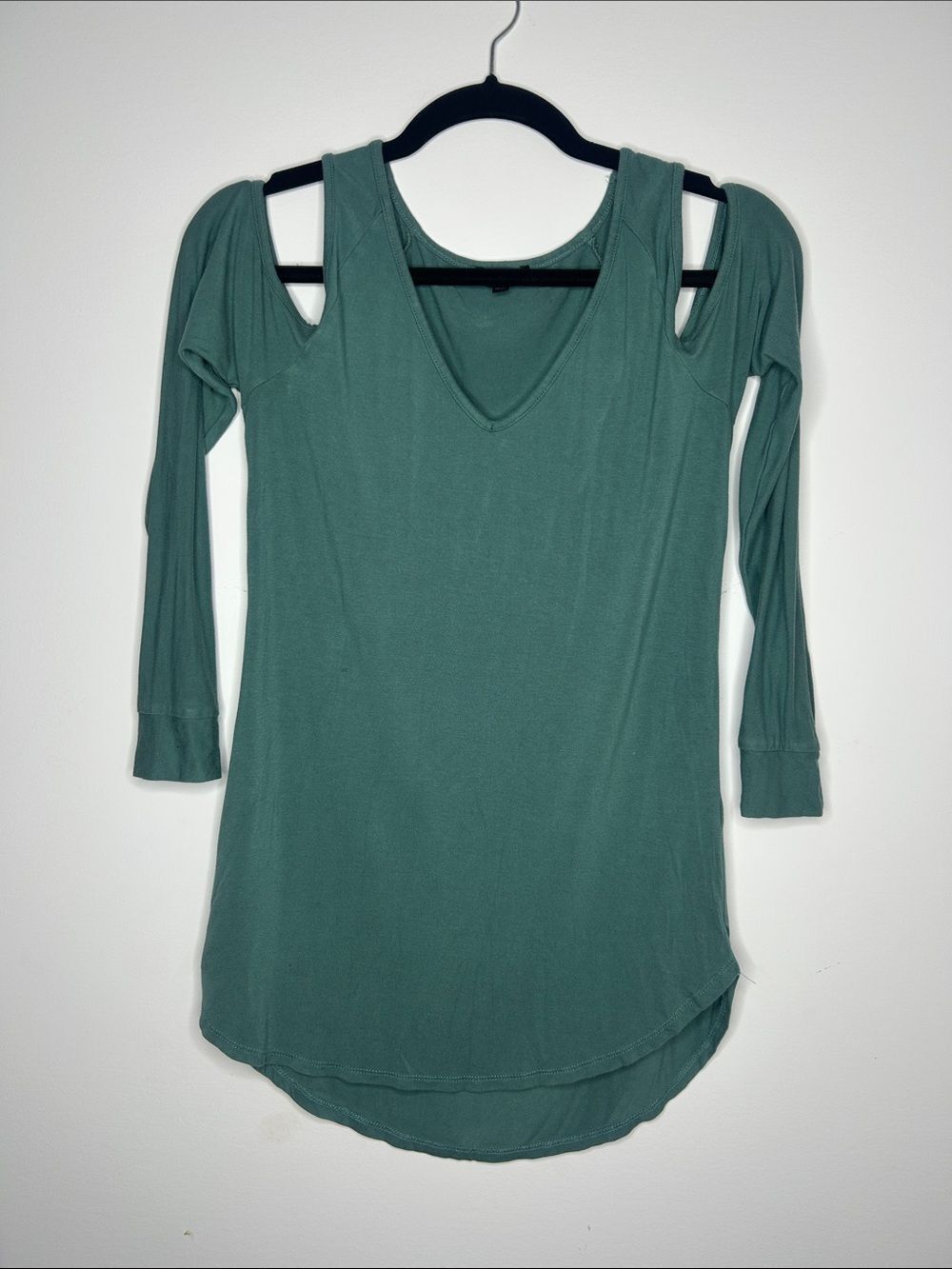 Dynamite Green Cold Shoulder Long Sleeve Top Size XS